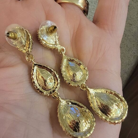 Stunning #EmeraldGreen Rhinestone Crystal Formal Dangle #ChandelierEarrings 2.5" - Picture 5 of 8